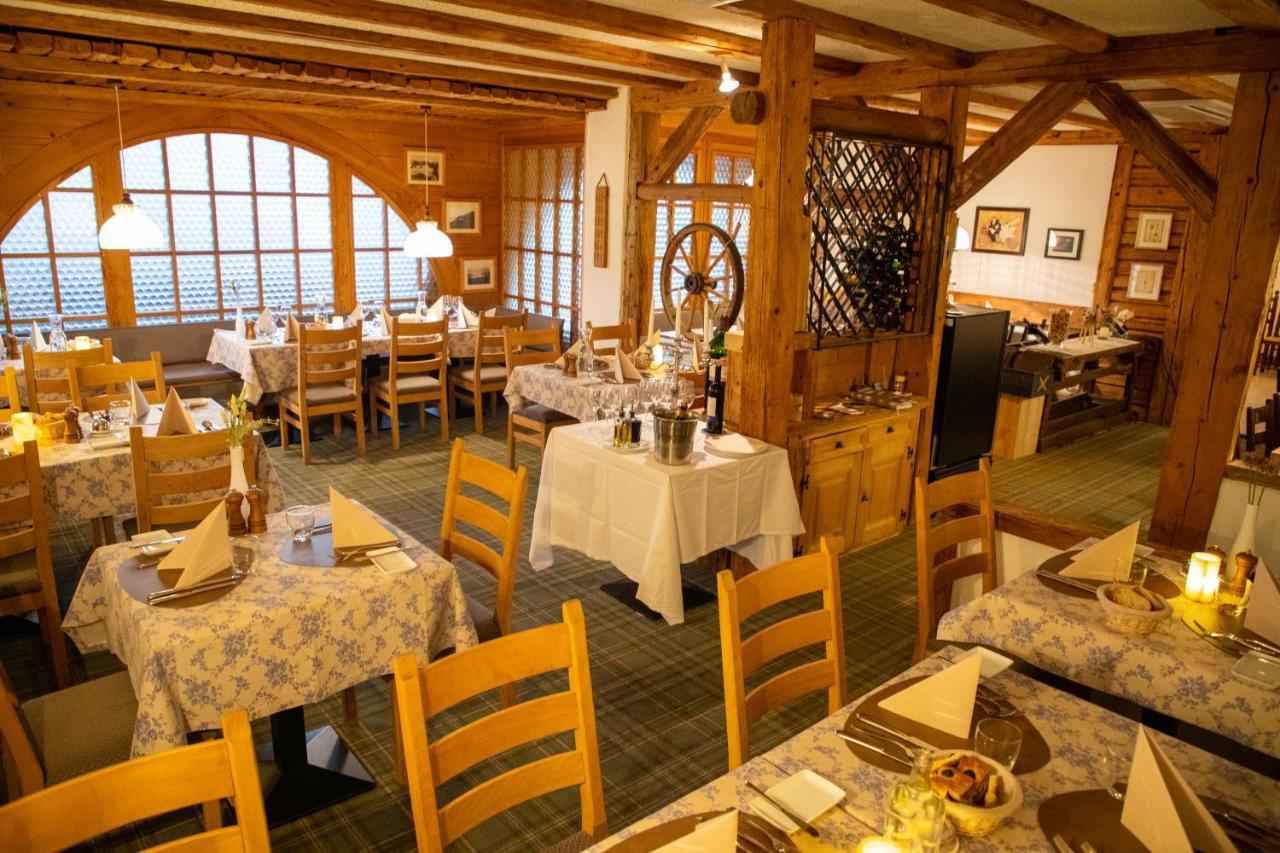 Alpenlodge Val Gronda Obersaxen Exterior photo